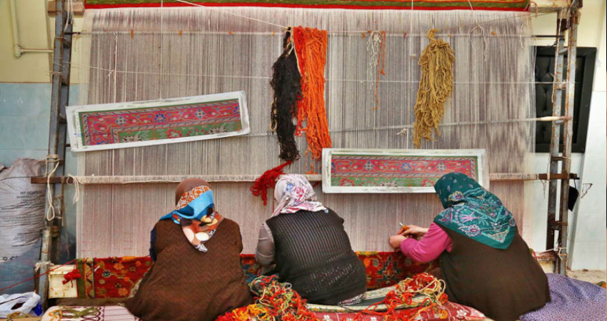 انتخاب طرح فرش دستباف