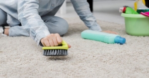 شستشوی فرش و برطرف‌ کردن لکه